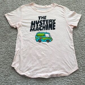 The Mystery Machine Graphic T-Shirt (Juniors XL)